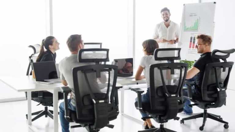 Benefits Of Using An Armless Office Chair