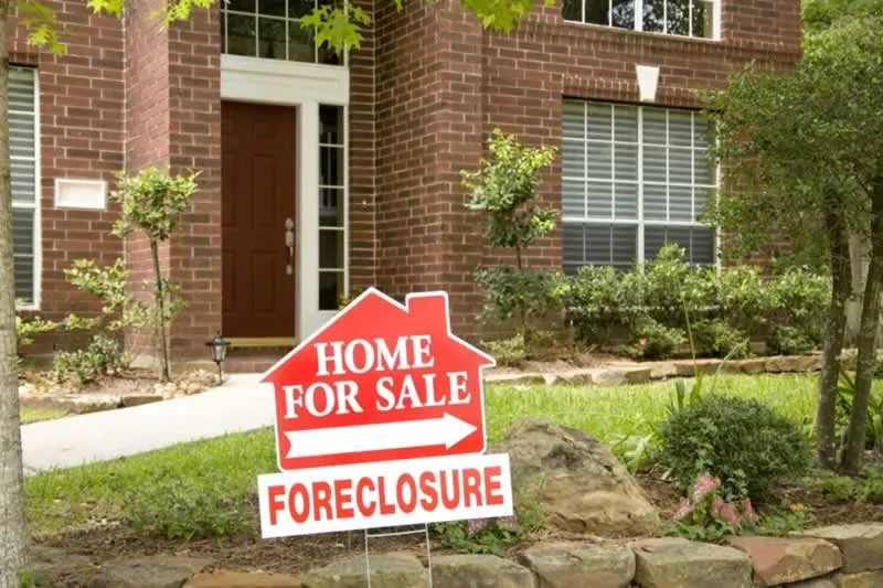 Buying Homes Cheap - 5 Possible Reasons for That Low Price