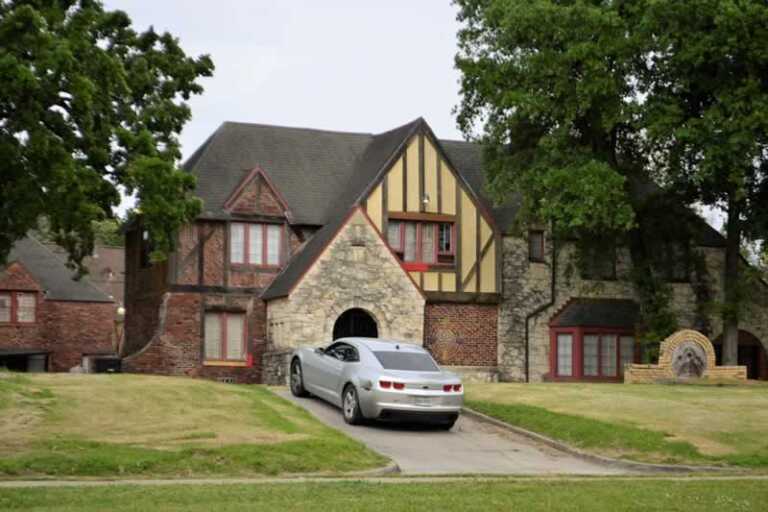 Dress Your Driveway to Impress
