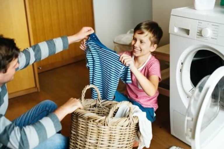 How to Protect Your Hands While Doing Household Chores