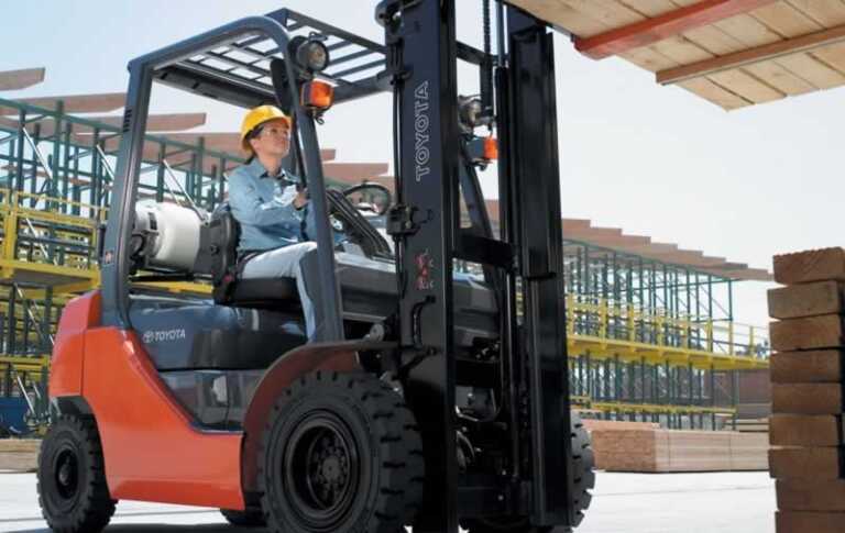 How to Purchase a Forklift for Your Business
