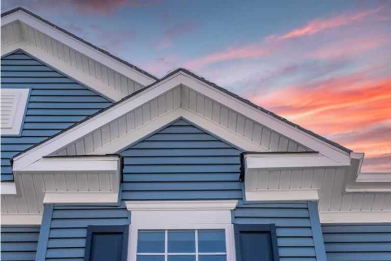Stucco vs Vinyl Siding