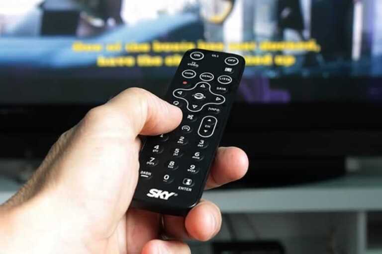 Benefits of Having a TV in Your Kitchen