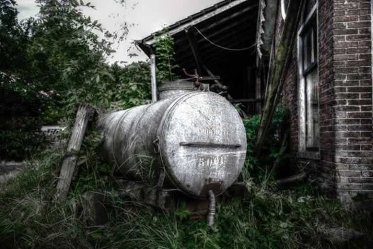 Reasons to Hire an Oil Tank Removal Company