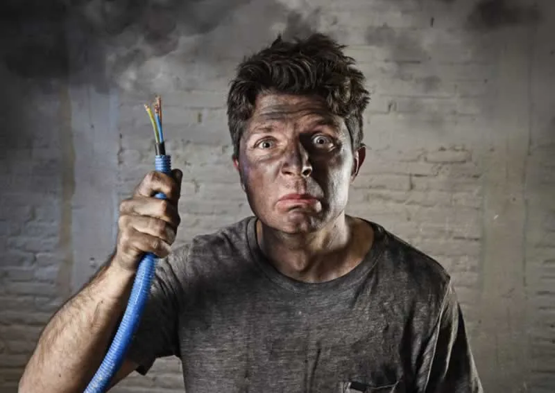 5 Common Mistakes When Hiring an Electrician