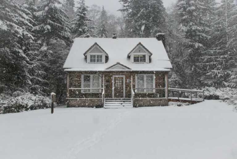 5 Tips for Furniture Removal in the winters