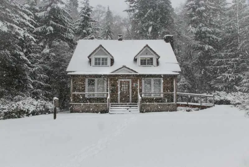 5 Tips for Furniture Removal in the winters
