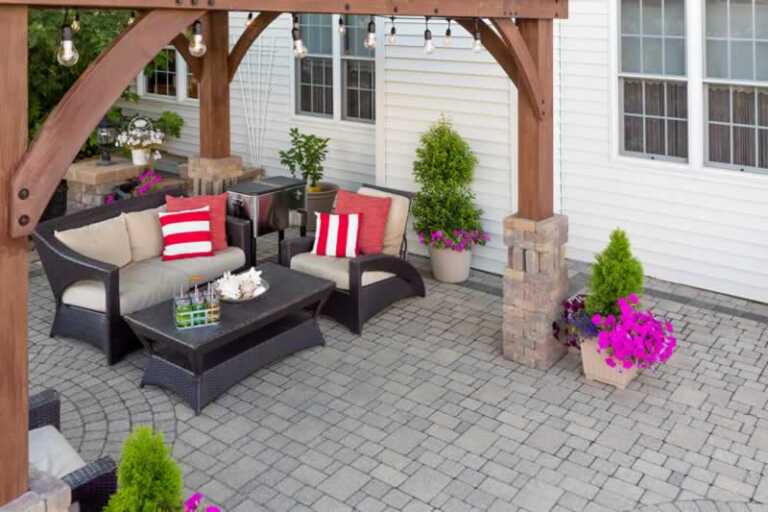 Tips For Curating Your Outdoor Furniture