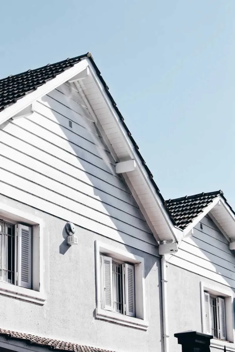 What You Need to Consider Before Installing a New Roof