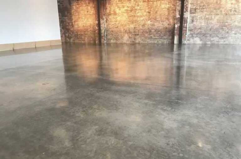 4 Tricks for Spotless Concrete Cleaning