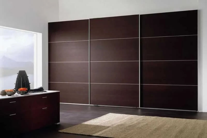 How To Maximize Your Walk-In Wardrobe