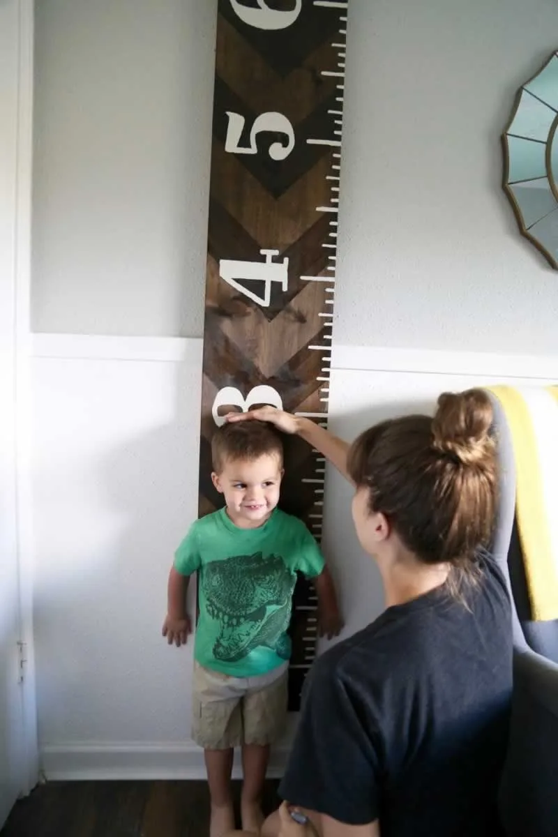 How to Make Two Kinds Of Wooden Growth Charts