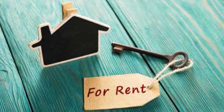 key with "for rent" tag