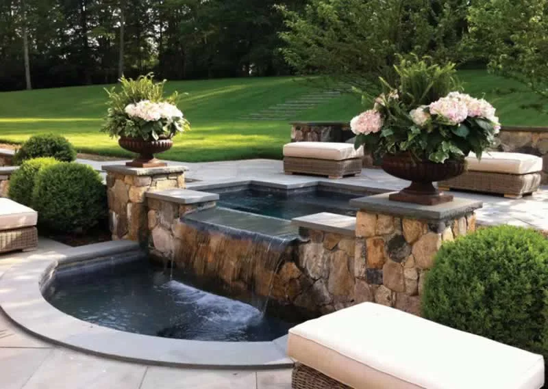6 Basic Steps To Keep Your Outdoor Fountain Water Clean