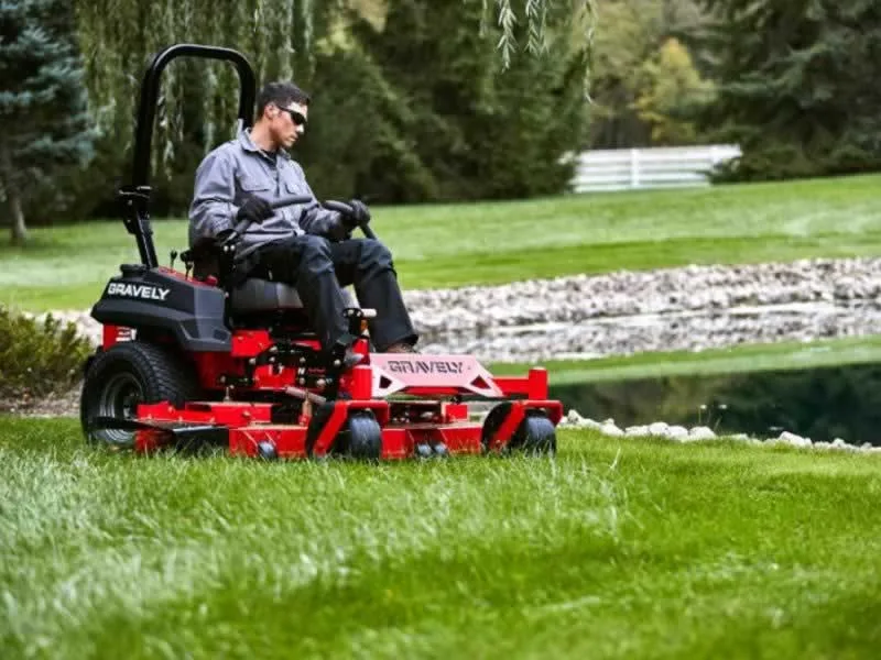 Advantages of Using Zero Turn Mowers