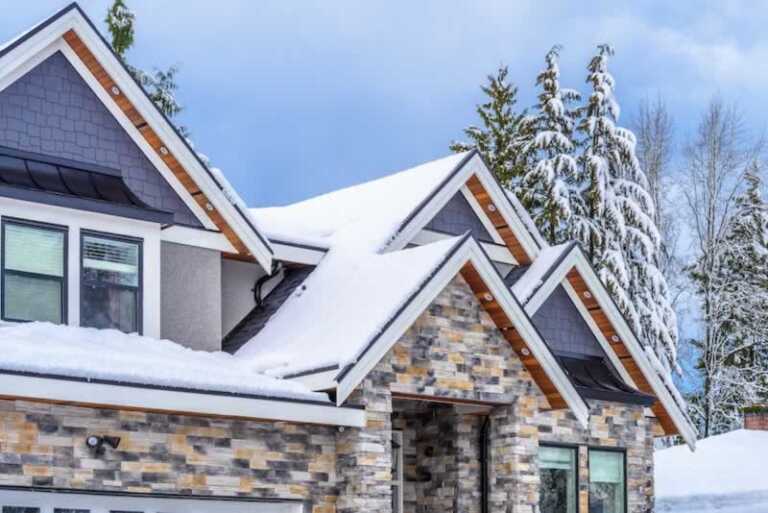 Best Roof Designs for Houses to Withstand the Winter