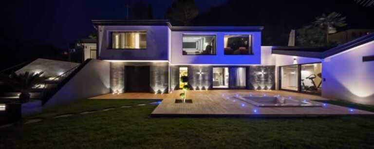 How Outdoor Lighting Can Increase Your Home’s Value 