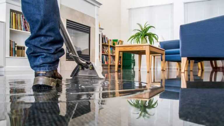 Water Damage Restoration Dos and Don’ts