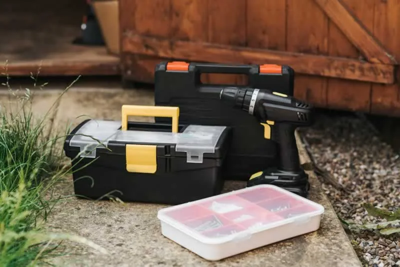 4 Basic Garage Tools Every Person Should Own