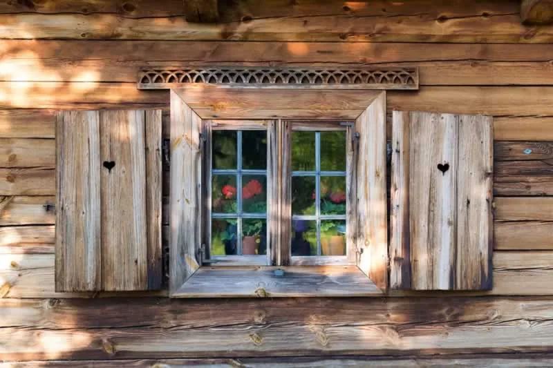 Eight Ideas to maintain your windows and doors