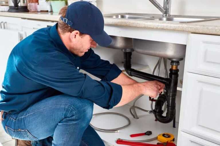 How Much Money Do Master California Plumbers Make