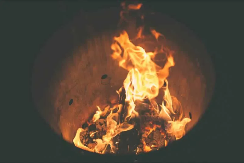 Useful Tips From The Pros To Reduce The Smoke From Your Fire Pit