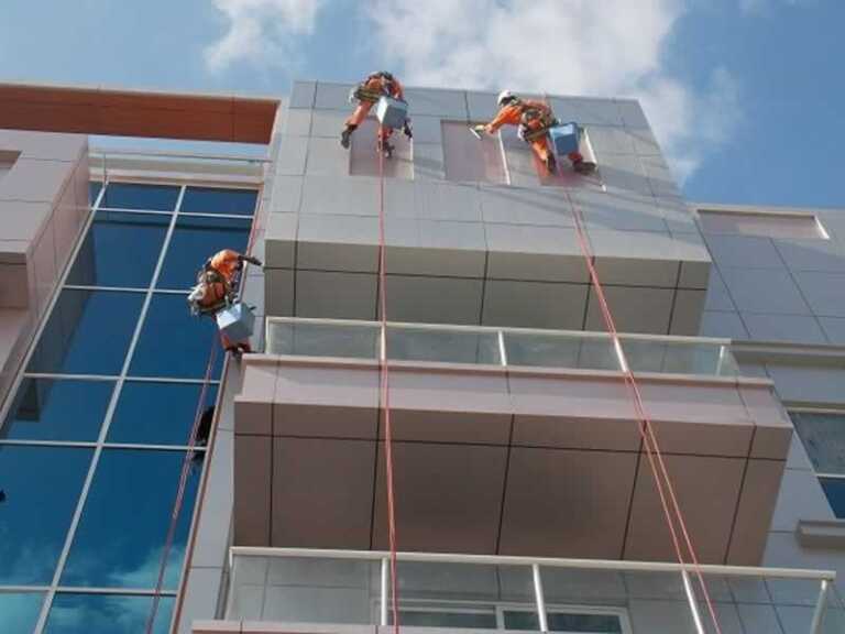 Maintaining Your Business Exterior