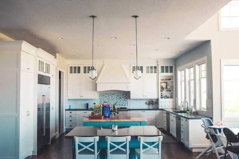 Signs Your Kitchen Needs To Be Redone