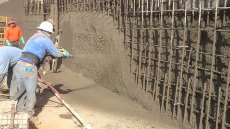 What is shotcrete and its types