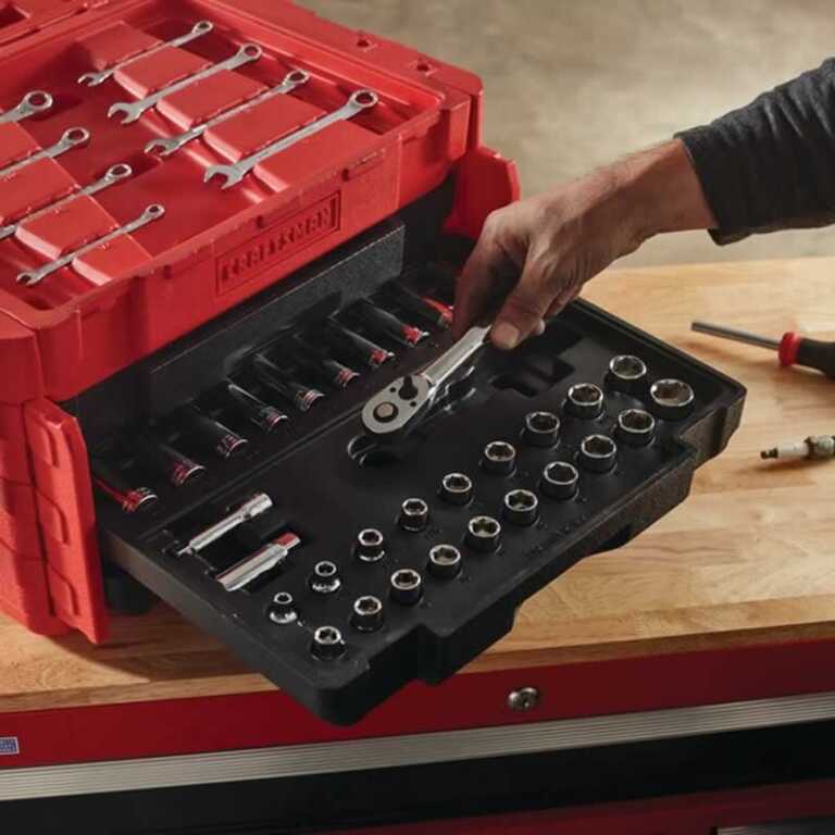 Different Factors to Consider When Looking for a Good Quality Tool Set