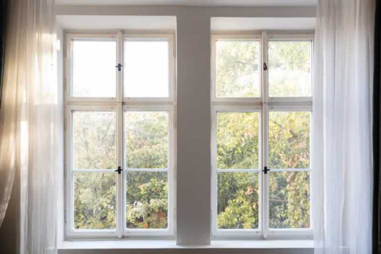 6 Signs You Need To Replace Your Home's Glass Windows