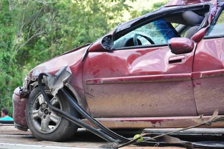 A Helpful Guide On How To Change Broken Parts On Your Car