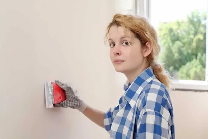 How to Fix Uneven Paint on Walls