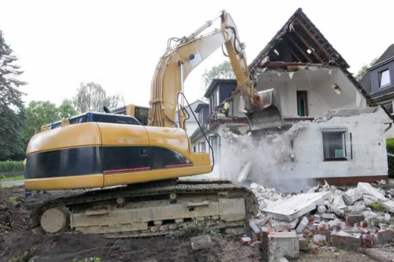 Signs A Residential Property Should Be Demolished