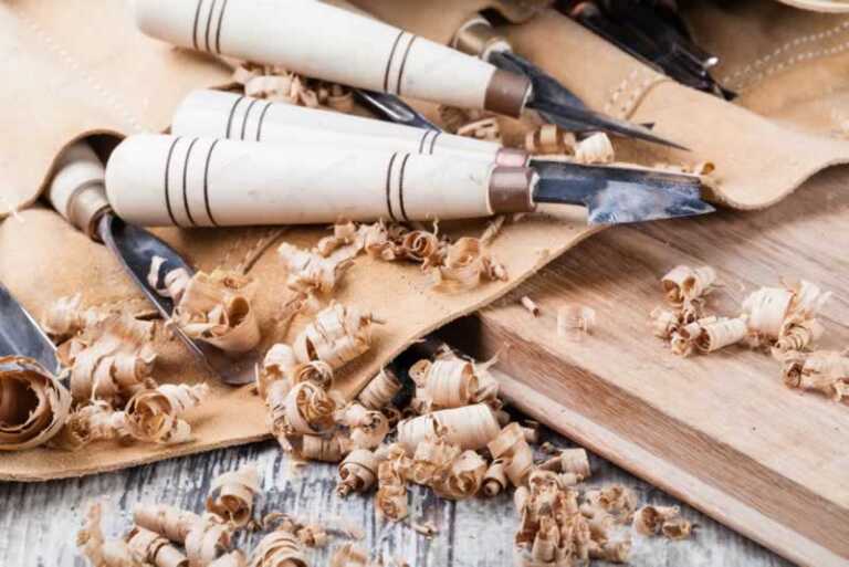 What Is the Best Knife for Carving Wood