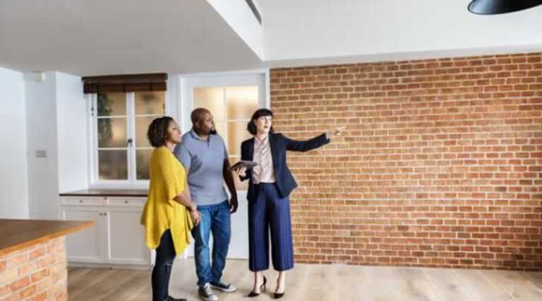 5 Ways a Property Manager Can Help You
