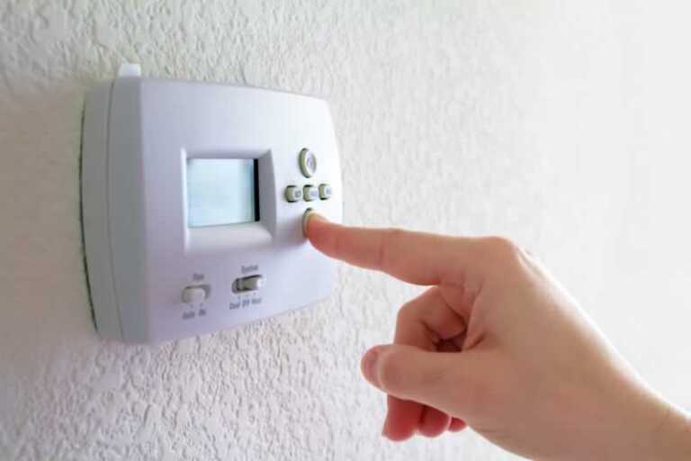 6 Reasons To Call A Professional To Replace Your Thermostat