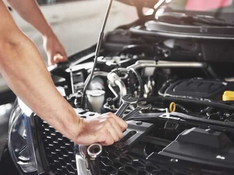 7 Tools That Every Car Lover Should Own