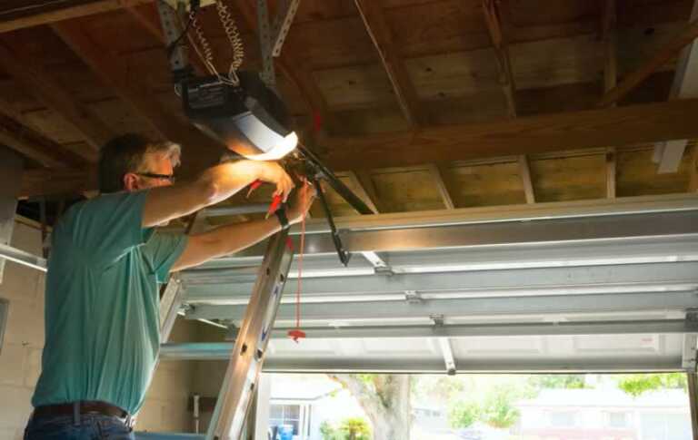 Everything You Need to Know About Repairing Garage Doors