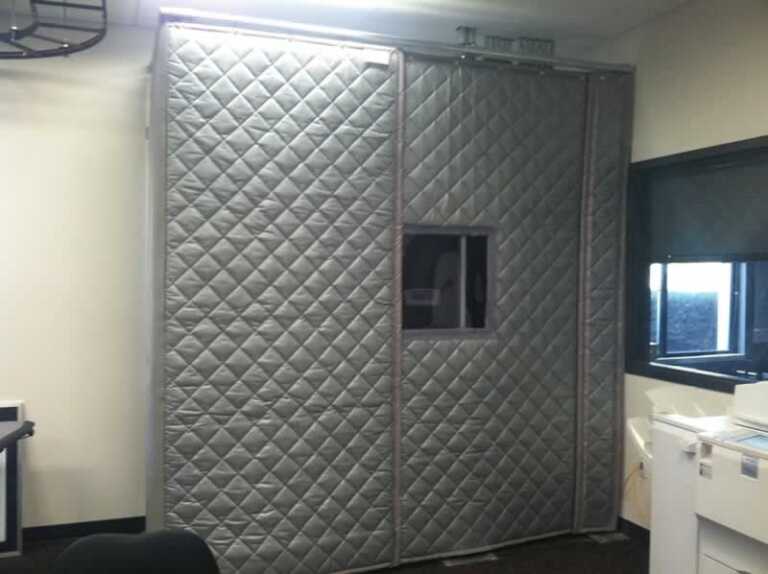 Why soundproof blankets are a great option for every new mom