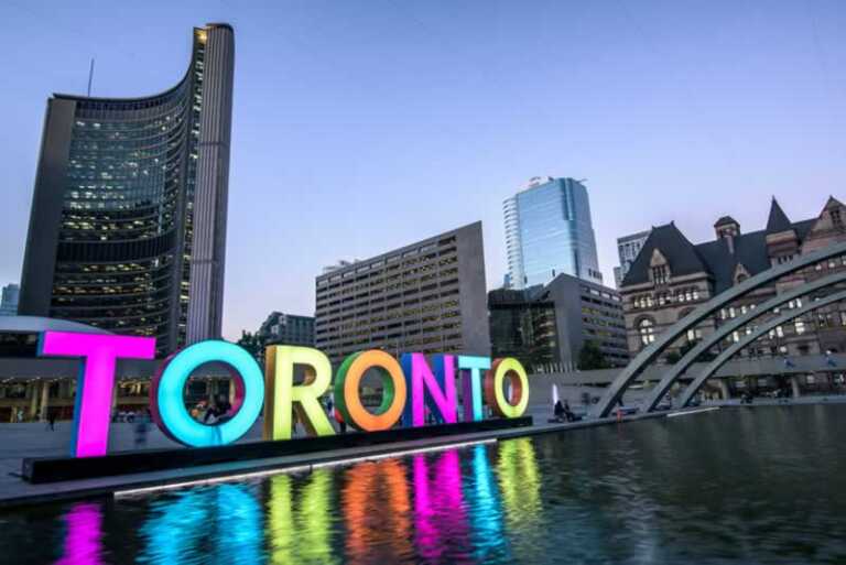 All you need to know before moving to Toronto