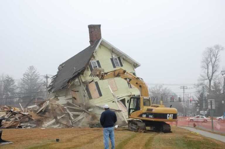 Differences Between Residential & Commercial Demolition