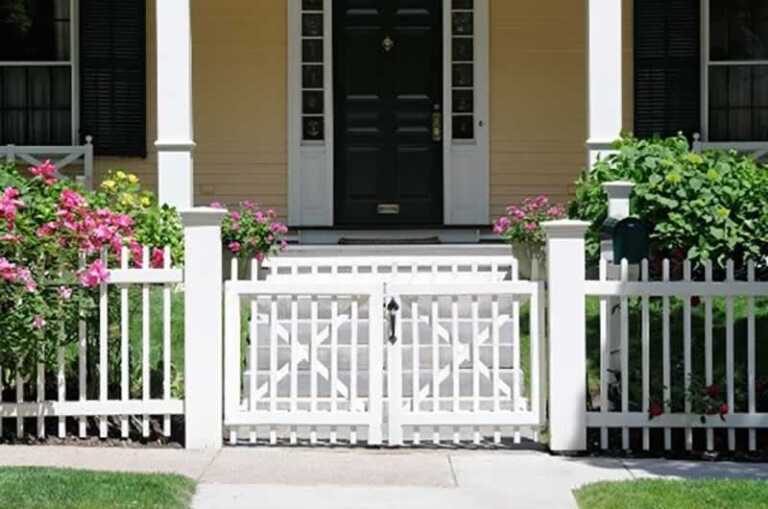 The Main Reasons To Choose A PVC Picket Fence