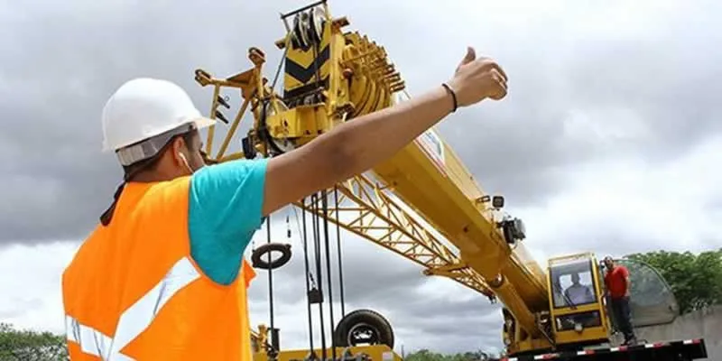 Working with Cranes and Large Equipment