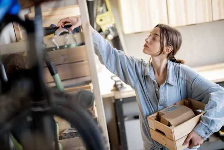 4 Tips For A Quick And Efficient Garage Cleanout