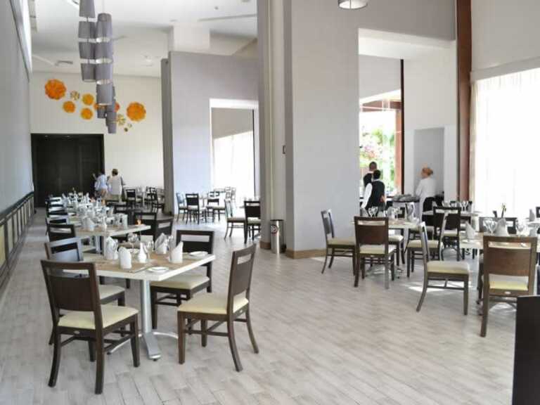 Maintenance of restaurant chairs