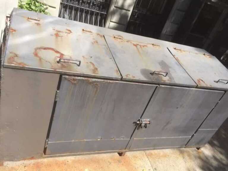 How to Prevent Your Metal Enclosures from Rusting