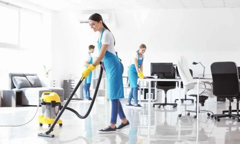 THE BENEFITS OF PROFESSIONAL COMMERCIAL CLEANING SERVICE