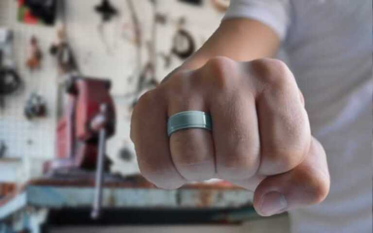The Pros and Cons of Wearing a Silicone Wedding Ring