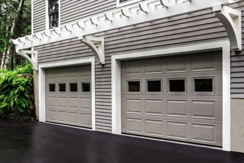 Why Should One Hire Garage Door Professionals For Repair